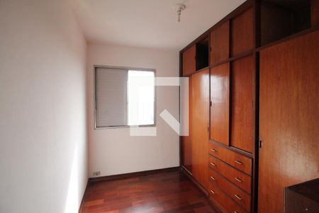Quarto 1 de apartamento para alugar com 2 quartos, 42m² em Jardim Popular, São Paulo