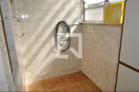 Banheiro de apartamento para alugar com 2 quartos, 50m² em Méier, Rio de Janeiro