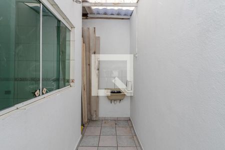Casa para alugar com 74m², 2 quartos e sem vaga Casa para alugar com 74m², 2 quartos e sem vagaÁrea de Serviço