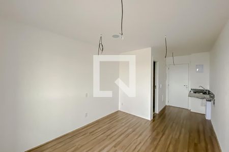 Sala e Quarto de kitnet/studio à venda com 1 quarto, 23m² em Quarta Parada, São Paulo