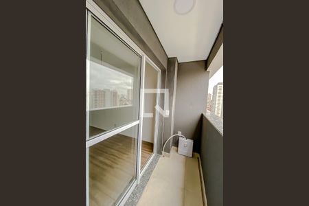 Varanda e Lavanderia de kitnet/studio à venda com 1 quarto, 23m² em Quarta Parada, São Paulo