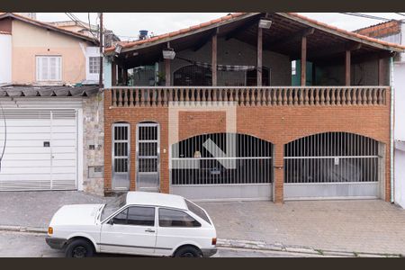 Casa à venda com 130m², 3 quartos e 3 vagasVista