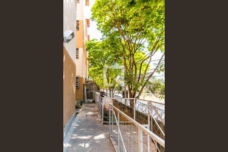 Apartamento para alugar com 45m², 2 quartos e 1 vaga Apartamento para alugar com 45m², 2 quartos e 1 vagaEntrada