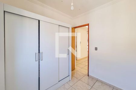 Quarto 1 de apartamento para alugar com 2 quartos, 45m² em Juliana, Belo Horizonte