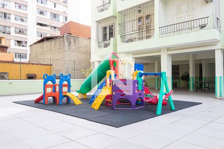 Apartamento para alugar com 50m², 2 quartos e 1 vaga Apartamento para alugar com 50m², 2 quartos e 1 vagaÁrea Comum - Playground