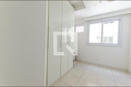 Quarto 1 de apartamento à venda com 2 quartos, 72m² em Badu, Niterói