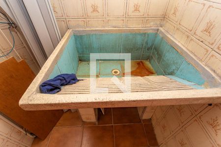 Apartamento para alugar com 64m², 2 quartos e 1 vagaÁrea de Serviço