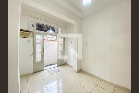 Casa para alugar com 4 quartos, 50m² em Pilares, Rio de Janeiro