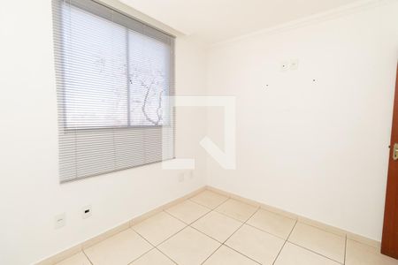 Quarto 1 de apartamento para alugar com 2 quartos, 67m² em Paquetá, Belo Horizonte
