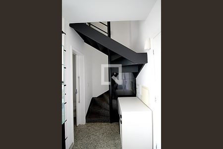 Escada Quarto de apartamento à venda com 1 quarto, 50m² em Vila Andrade, São Paulo