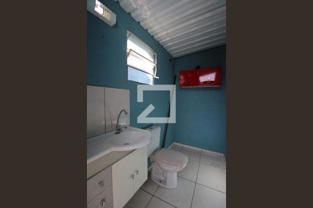 Casa à venda com 250m², 3 quartos e 4 vagasQuintal - Banheiro