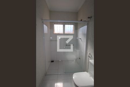 Casa à venda com 250m², 3 quartos e 4 vagasBanheiro da Suíte