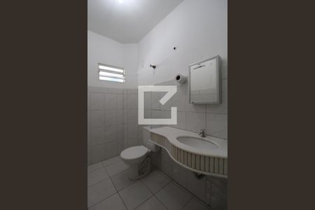 Casa à venda com 250m², 3 quartos e 4 vagasBanheiro Social