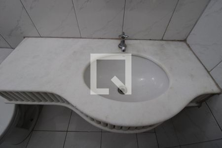 Casa à venda com 250m², 3 quartos e 4 vagasBanheiro Social