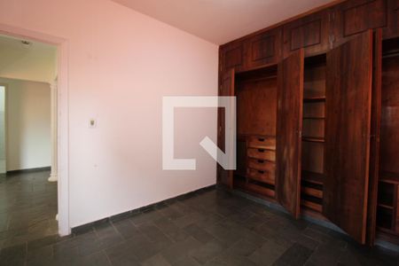Quarto 2 de casa à venda com 3 quartos, 250m² em Nova Campinas, Campinas