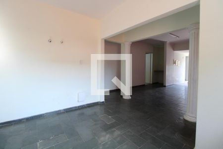 Sala de casa à venda com 3 quartos, 250m² em Nova Campinas, Campinas