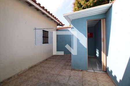 Casa à venda com 250m², 3 quartos e 4 vagasQuintal
