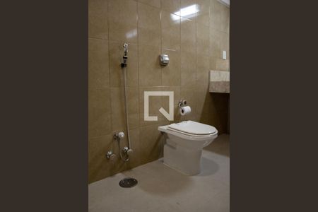 Casa para alugar com 500m², 4 quartos e 3 vagasBanheiro