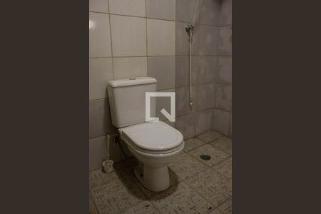 Casa para alugar com 500m², 4 quartos e 3 vagasBanheiro da Área da Churrasqueira