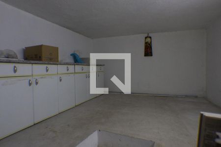 Casa para alugar com 500m², 4 quartos e 3 vagasÁrea dos Fundos