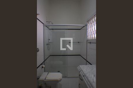 Casa para alugar com 500m², 4 quartos e 3 vagasBanheiro do Quarto 2