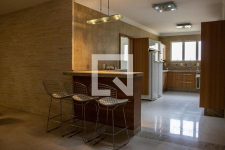 Casa para alugar com 500m², 4 quartos e 3 vagasCozinha