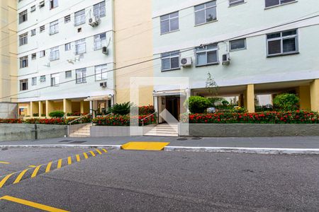 Apartamento à venda com 78m², 2 quartos e 1 vagaFachada