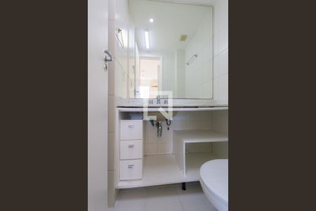 Apartamento à venda com 118m², 3 quartos e 2 vagasBanheiro da Suíte