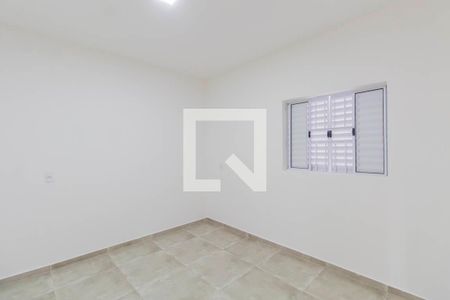 Quarto de casa para alugar com 1 quarto, 50m² em Jardim Eliane, São Paulo