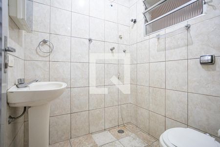 Casa para alugar com 120m², 2 quartos e sem vagaBanheiro