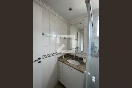 Apartamento à venda com 107m², 4 quartos e 2 vagasBanheiro da Suíte 1