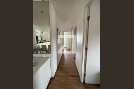 Corredor de apartamento à venda com 4 quartos, 107m² em Jardim Taquaral, São Paulo