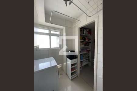 Apartamento à venda com 107m², 4 quartos e 2 vagasÁrea de Serviço