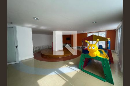 Apartamento à venda com 107m², 4 quartos e 2 vagasBrinquedoteca