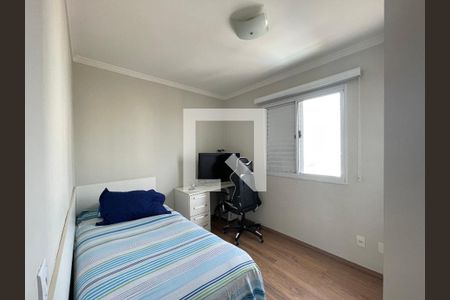 Apartamento à venda com 107m², 4 quartos e 2 vagasQuarto 2