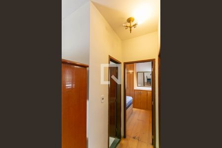 Corredor de apartamento para alugar com 2 quartos, 48m² em Goiânia, Belo Horizonte