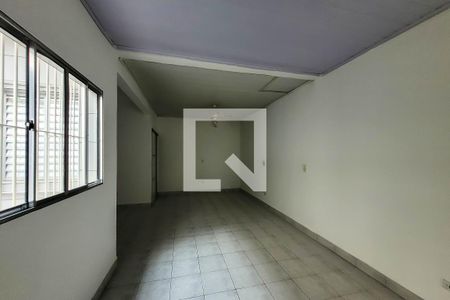 Casa à venda com 252m², 3 quartos e 4 vagas Casa à venda com 252m², 3 quartos e 4 vagasSala/Quarto(edicula)