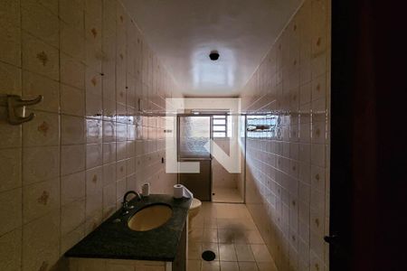 Casa à venda com 252m², 3 quartos e 4 vagas Casa à venda com 252m², 3 quartos e 4 vagasBanheiro 2