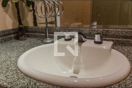 Apartamento para alugar com 305m², 4 quartos e 4 vagasBanheiro da Suíte 1