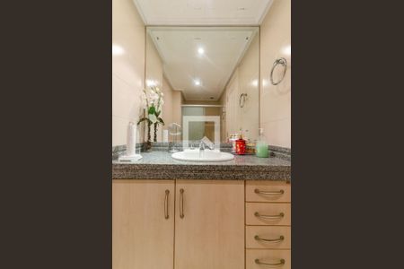 Apartamento para alugar com 305m², 4 quartos e 4 vagasBanheiro da Suíte 1
