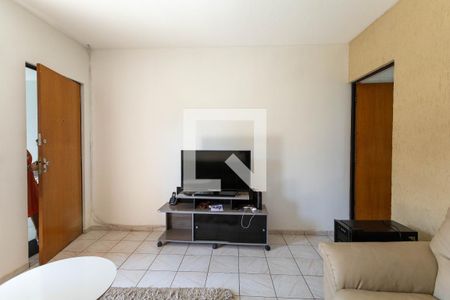 Sala de apartamento para alugar com 2 quartos, 58m² em Setor dos Afonsos, Aparecida de Goiânia