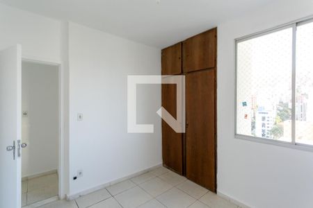 Apartamento para alugar com 80m², 2 quartos e 2 vagas Apartamento para alugar com 80m², 2 quartos e 2 vagasQuarto 3