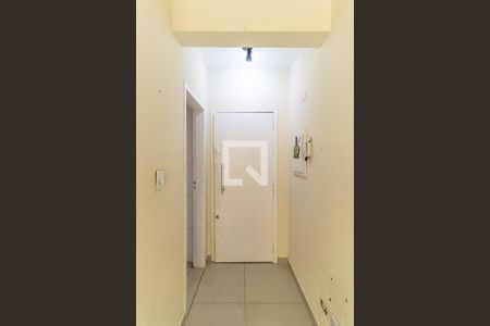 Corredor de Entrada de kitnet/studio para alugar com 1 quarto, 29m² em Santa Efigênia, São Paulo