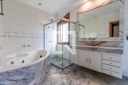 Casa de condomínio à venda com 420m², 6 quartos e 1 vagaBanheiro da Suíte 3