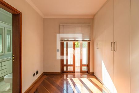 Casa de condomínio à venda com 420m², 6 quartos e 1 vagaSuíte 2