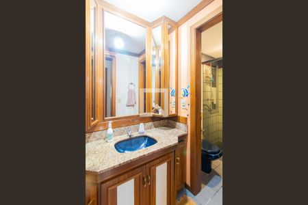 Apartamento à venda com 126m², 3 quartos e 1 vagaBanheiro Corredor