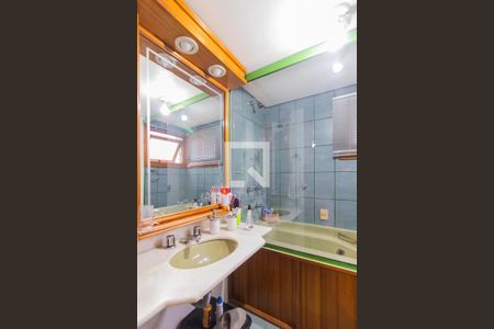 Apartamento à venda com 126m², 3 quartos e 1 vagaBanheiro da Suíte