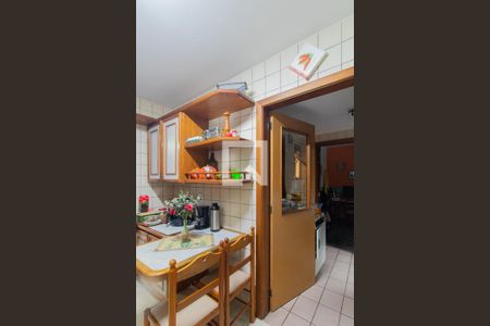 Apartamento à venda com 126m², 3 quartos e 1 vagaCozinha e Área de Serviço