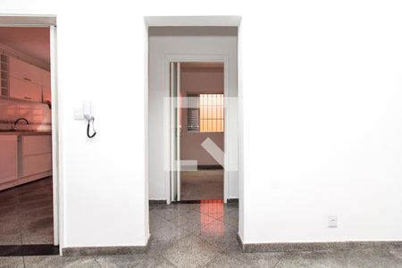 Corredor  de casa para alugar com 2 quartos, 250m² em Vila Leopoldina, São Paulo