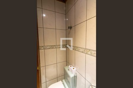 Lavabo de casa à venda com 3 quartos, 140m² em Jardim Vila Formosa, São Paulo